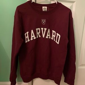 Harvard Crew Neck
